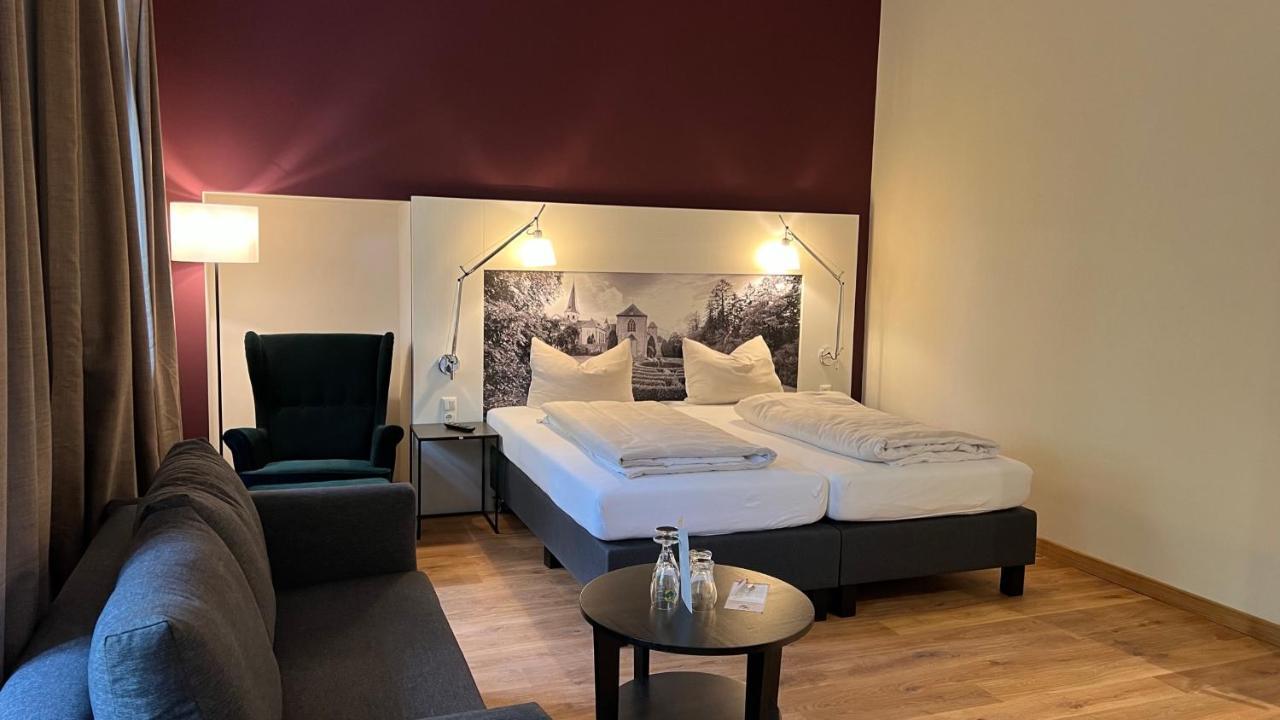 Kloster Steinfeld Gaestehaus Kall Ngoại thất bức ảnh
