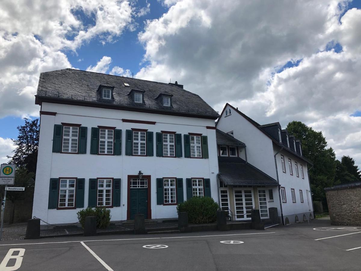 Kloster Steinfeld Gaestehaus Kall Ngoại thất bức ảnh