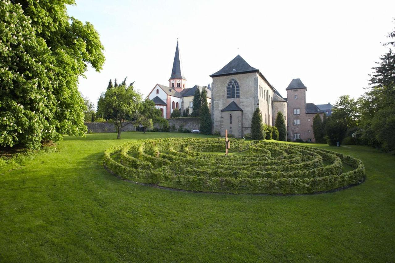 Kloster Steinfeld Gaestehaus Kall Ngoại thất bức ảnh